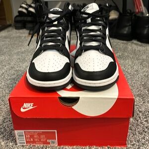 Brand New Size 10 Men’s Nike Dunk High Retro White/Black
